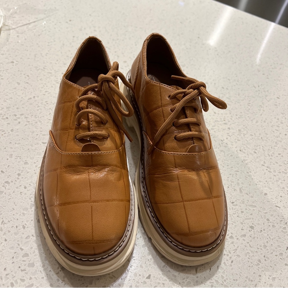 Linea Paolo Woman Moira Leather shoes Size  7 NWB